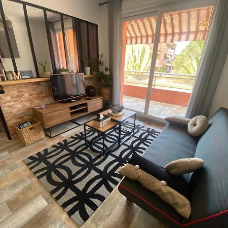 Appartement Vue Mer Avec Place De Parking Privee Sainte-Maxime Exterior foto