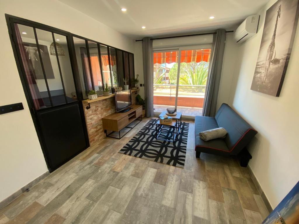 Appartement Vue Mer Avec Place De Parking Privee Sainte-Maxime Exterior foto